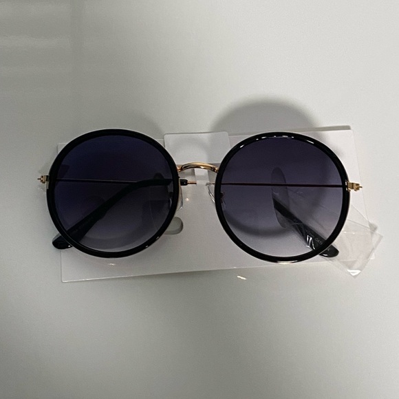 Forever 21 Sunglasses - Picture 8 of 16